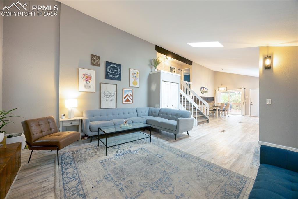 975 Tari Drive