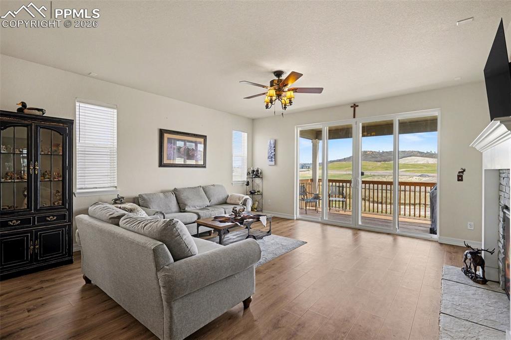6142 Leilani Lane