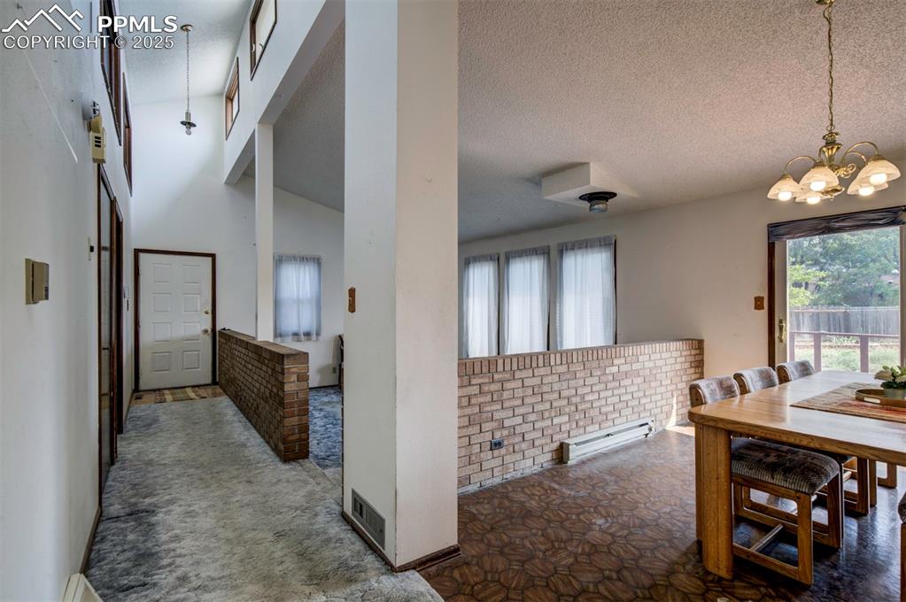 14 Crested Hill Court