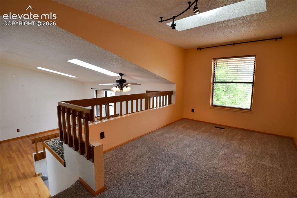 5590 Country Heights Court
