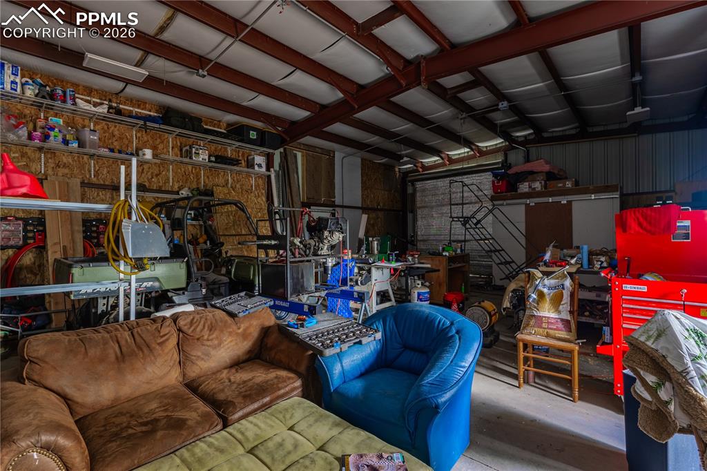 842 County Road 112