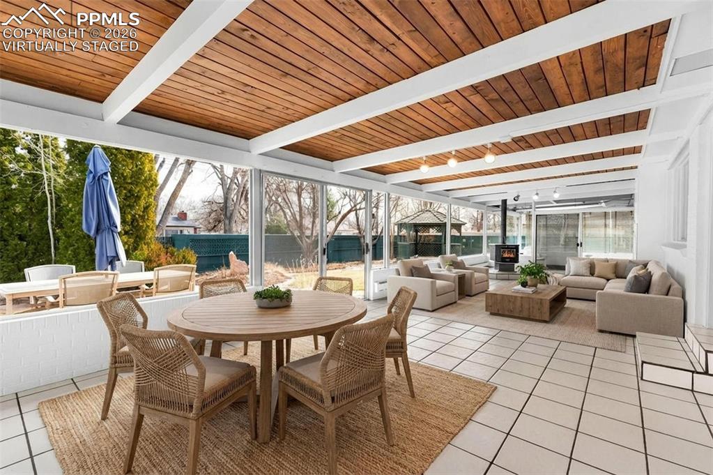 520 Linda Vista Avenue