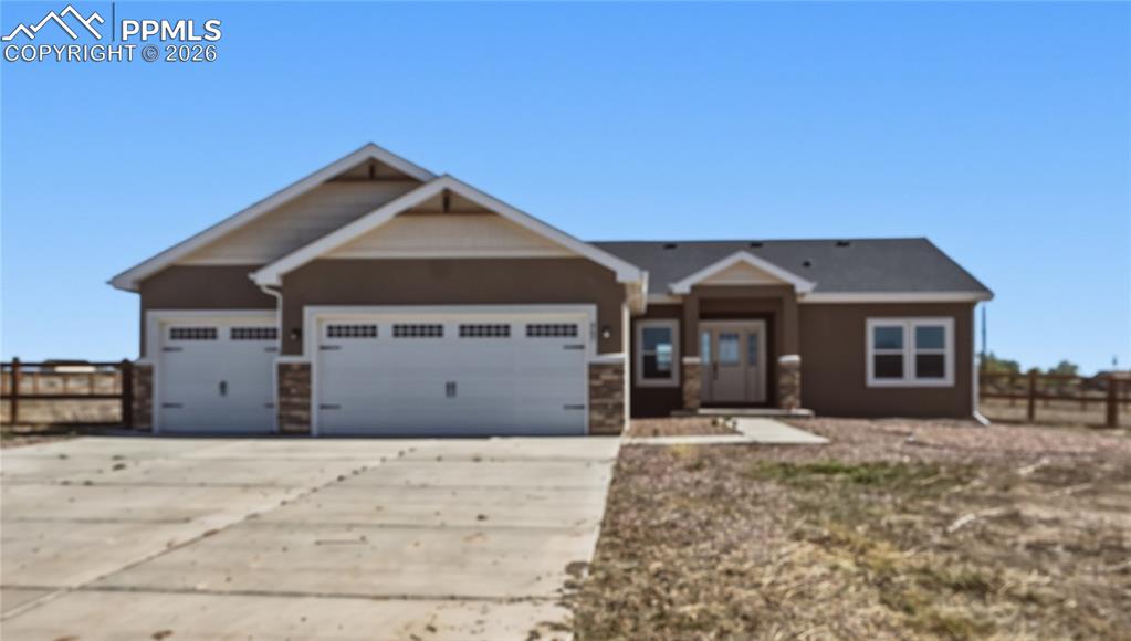 667 E Vermillion Drive