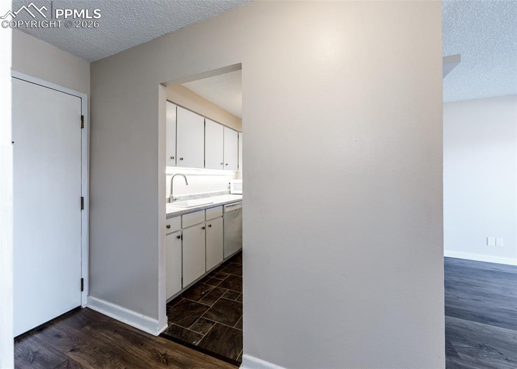 411 Lakewood Circle A506