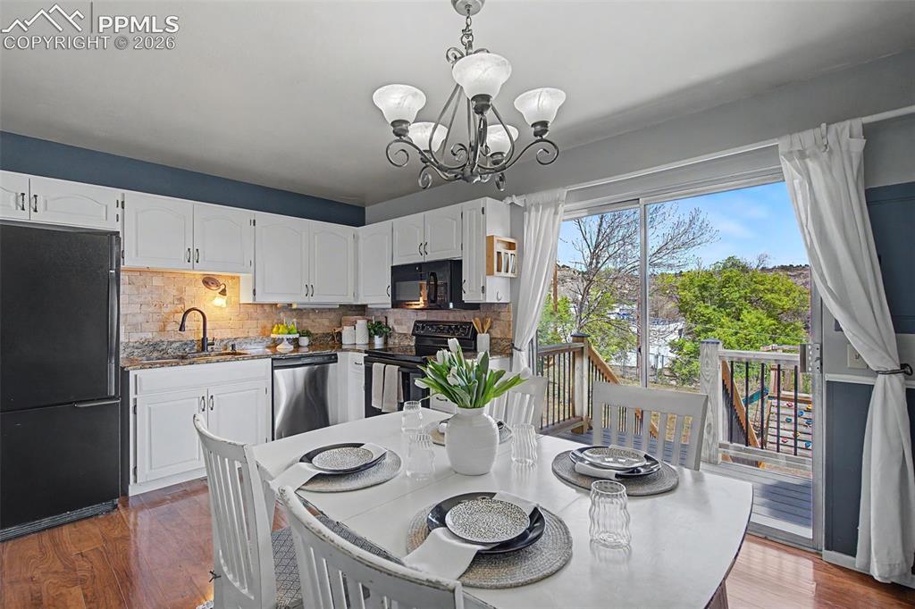 1112 Old Dutch Mill Road