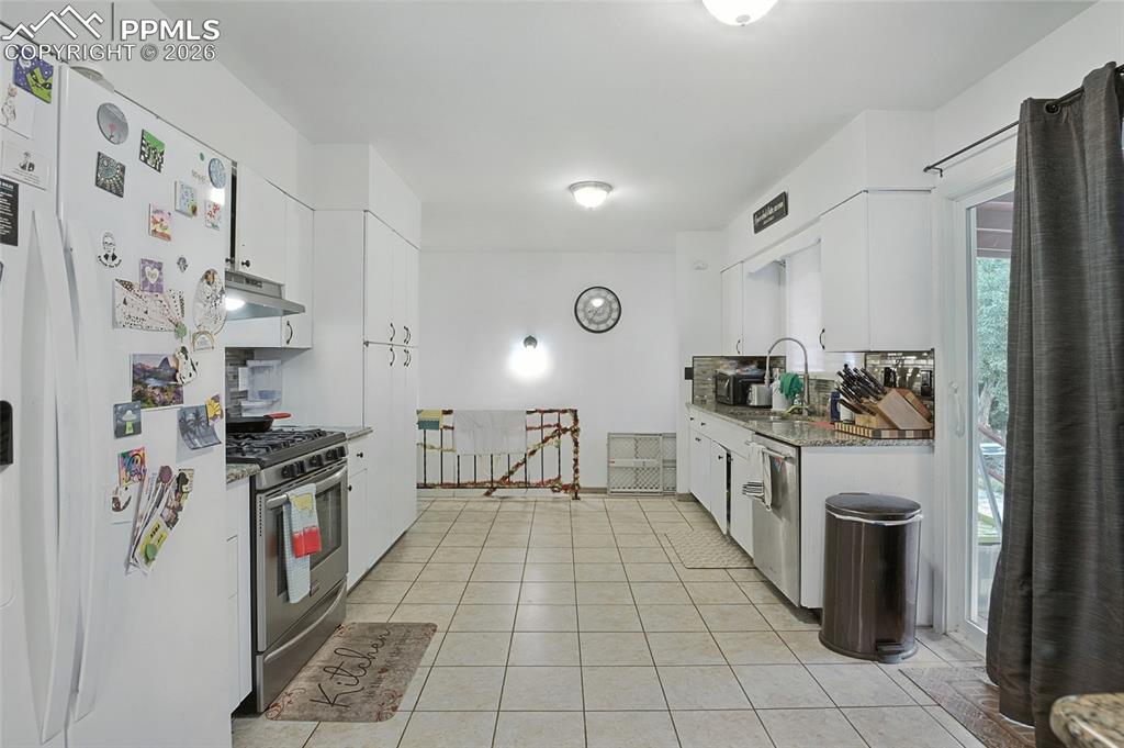 1239 Martin Drive