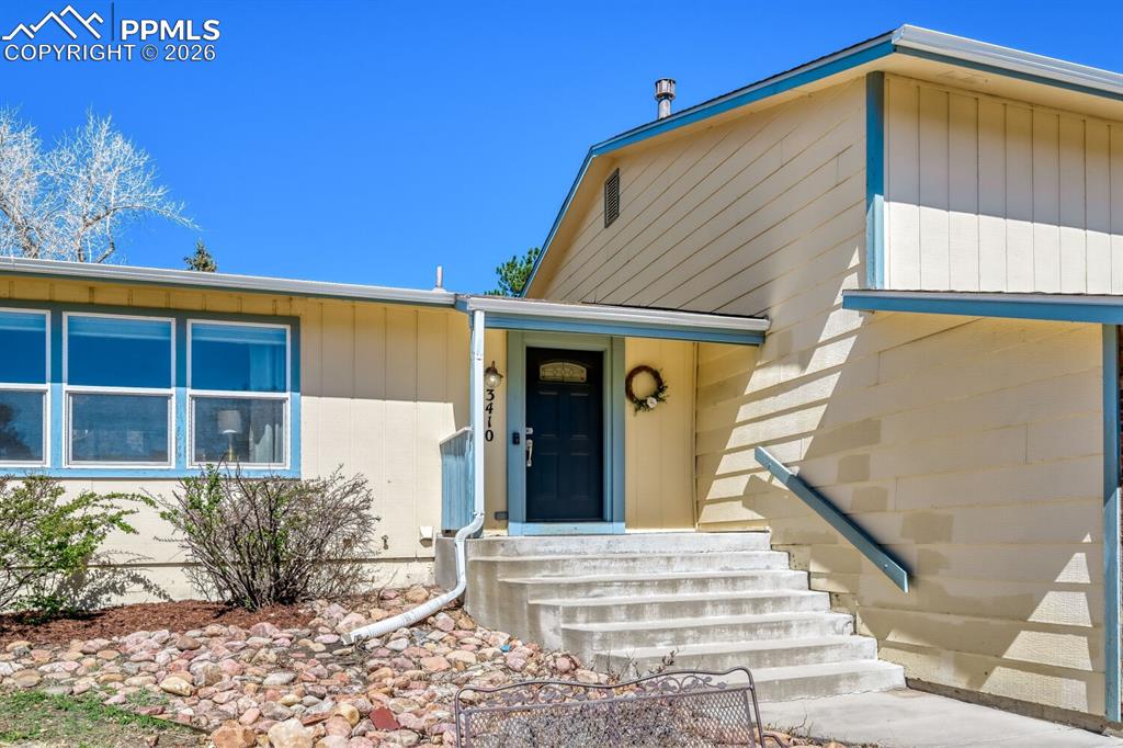3410 E Oak Creek Drive