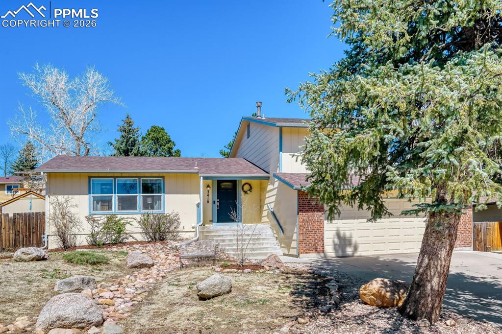 3410 E Oak Creek Drive