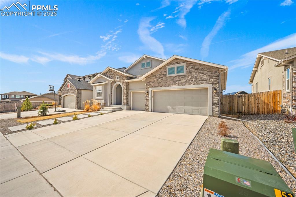 8339 Glendive Way