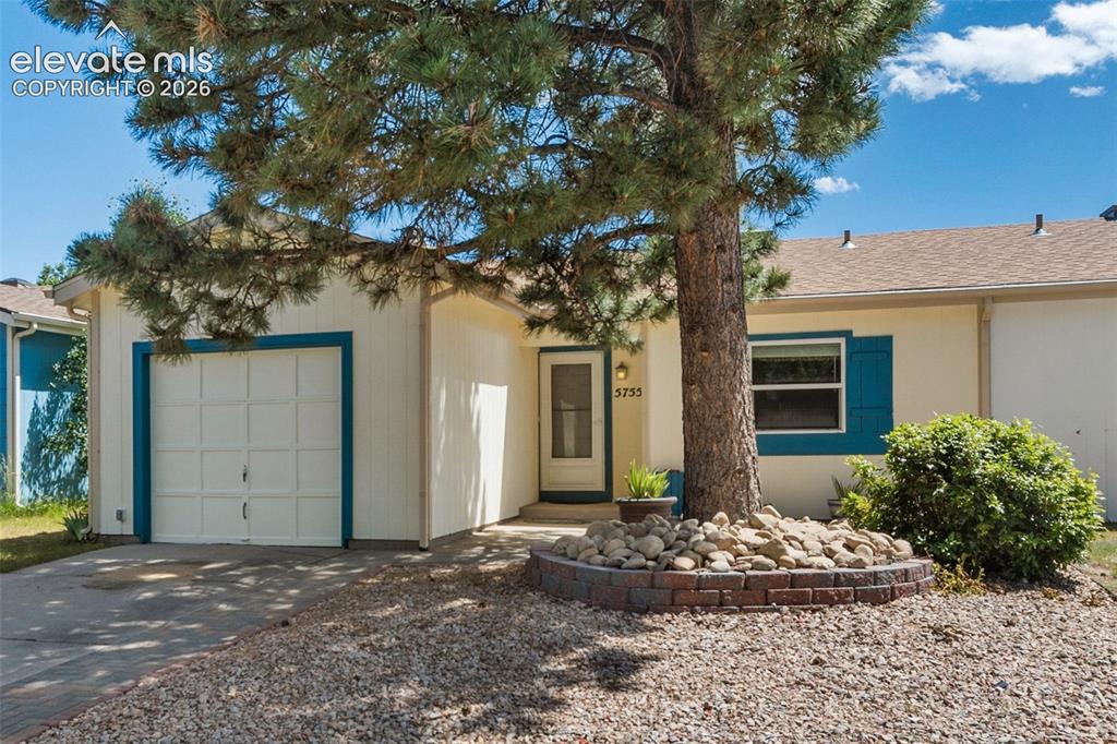 5755 Trout Creek Pass Drive