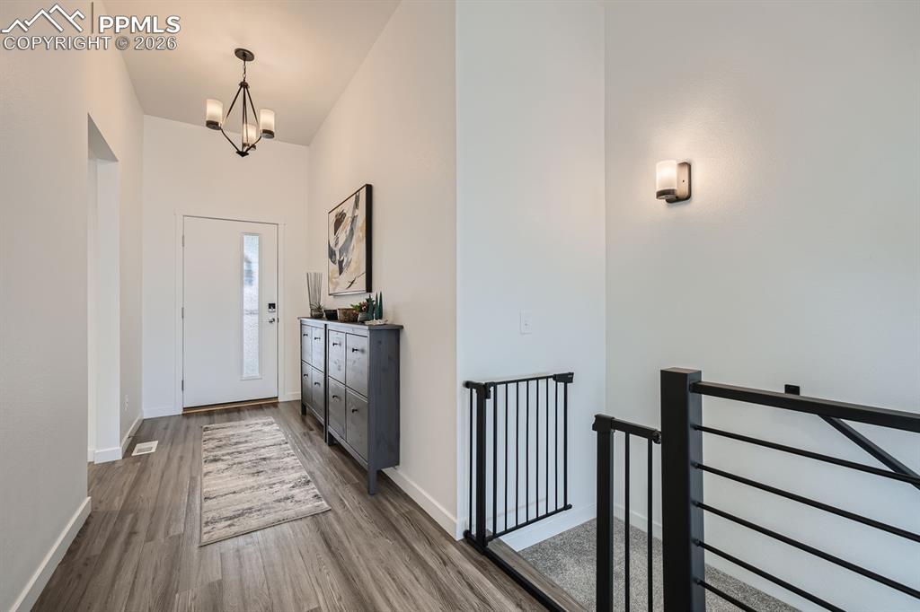 9107 Glitter Way