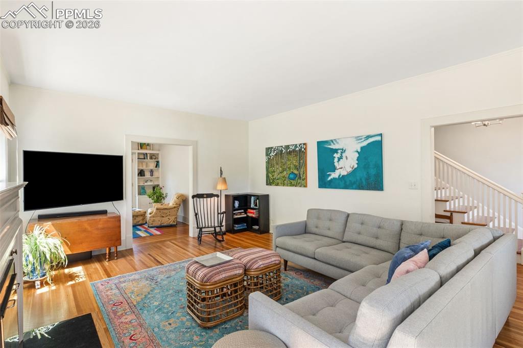 1414 N Cascade Avenue