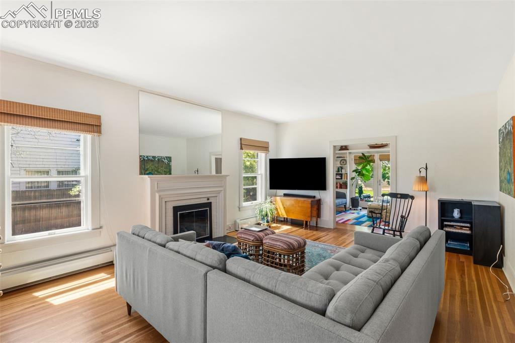 1414 N Cascade Avenue