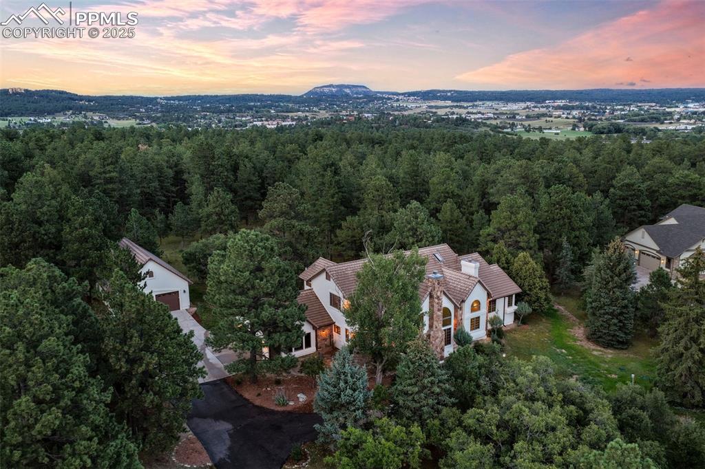 2880 Lake Meadow Drive