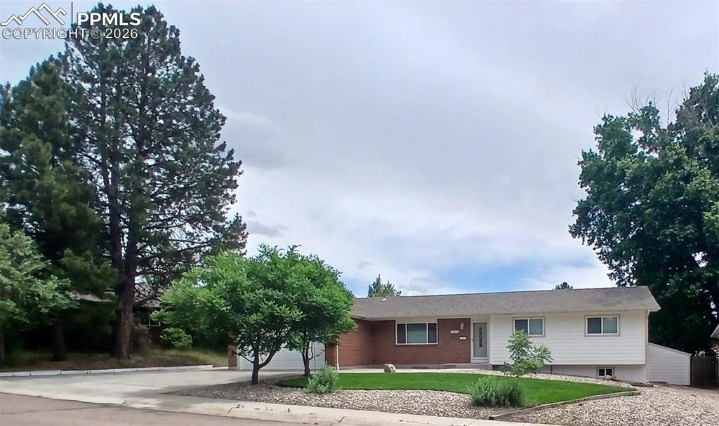 4017 N Loring Circle