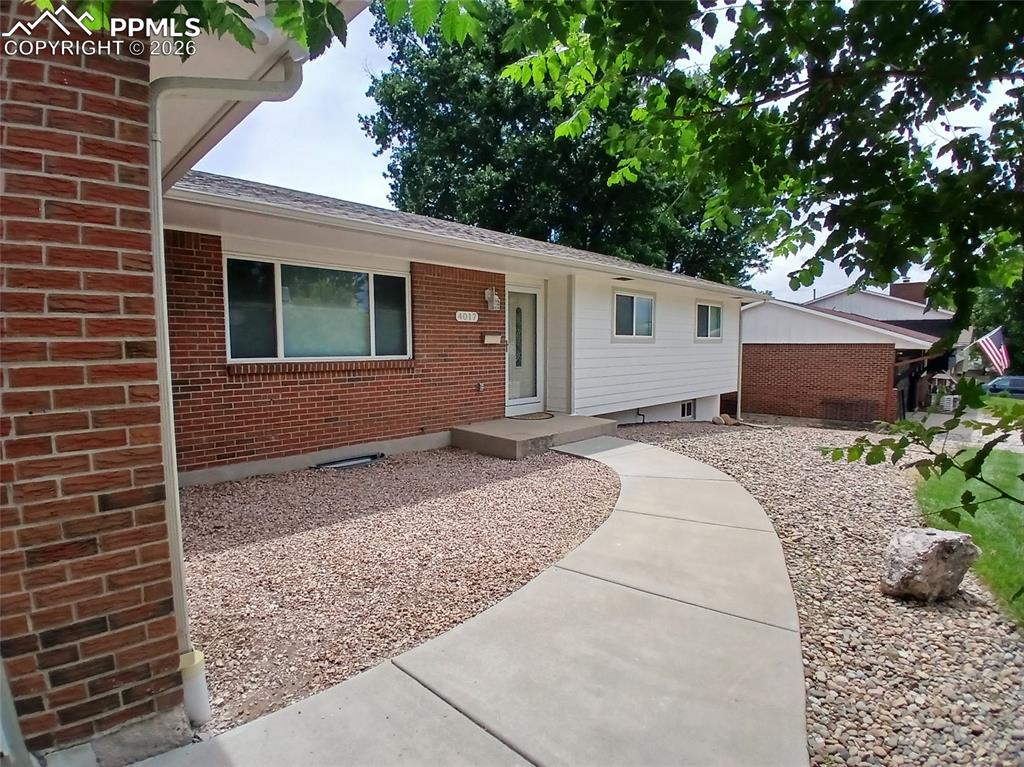 4017 N Loring Circle