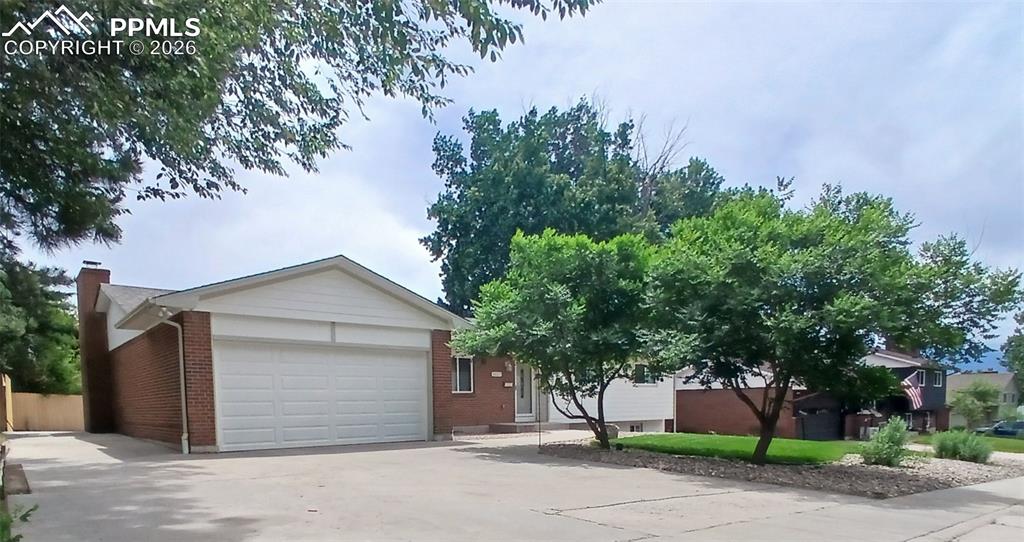 4017 N Loring Circle