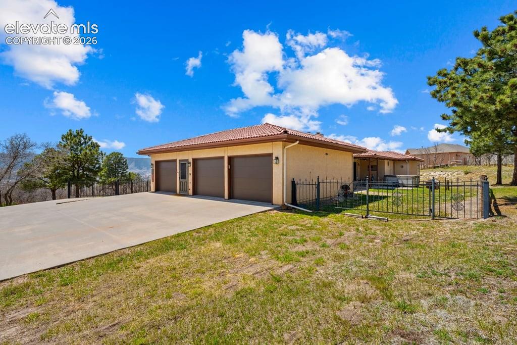 380 Scrub Oak Circle