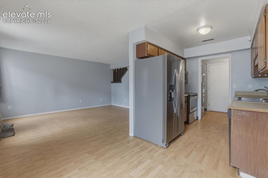 2807 Hearthwood Lane