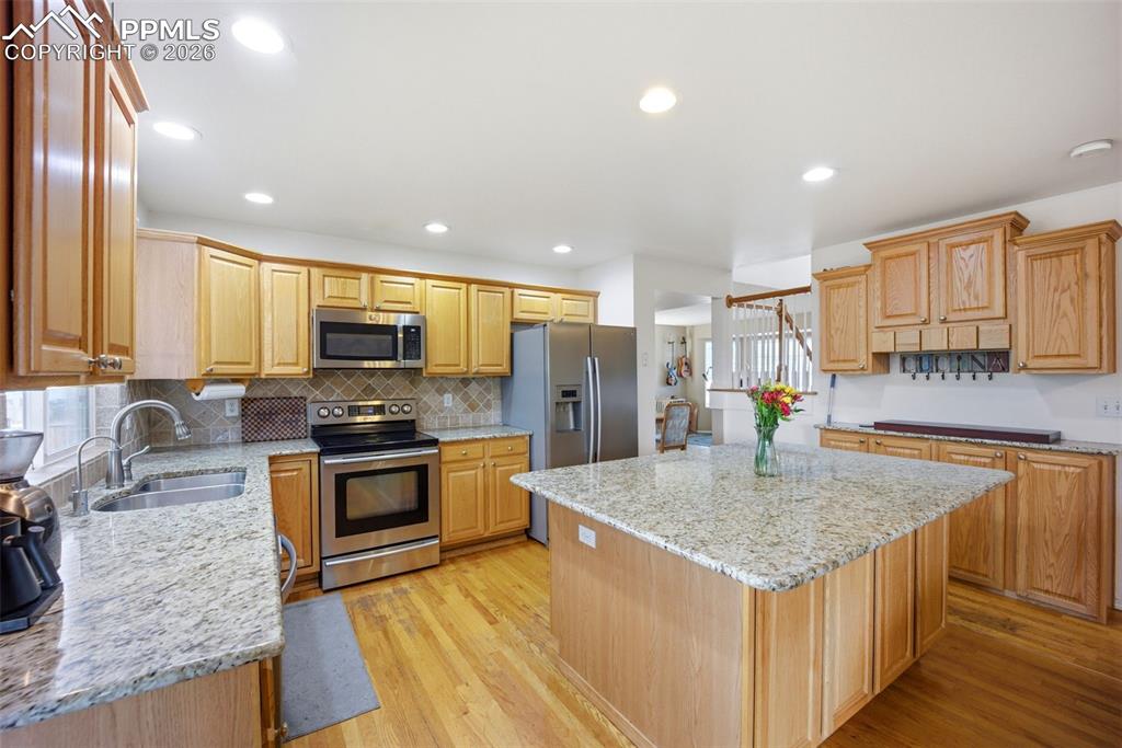 8260 Ravenel Drive