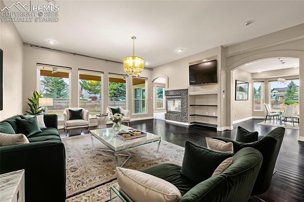 3389 Sugar Pine Way