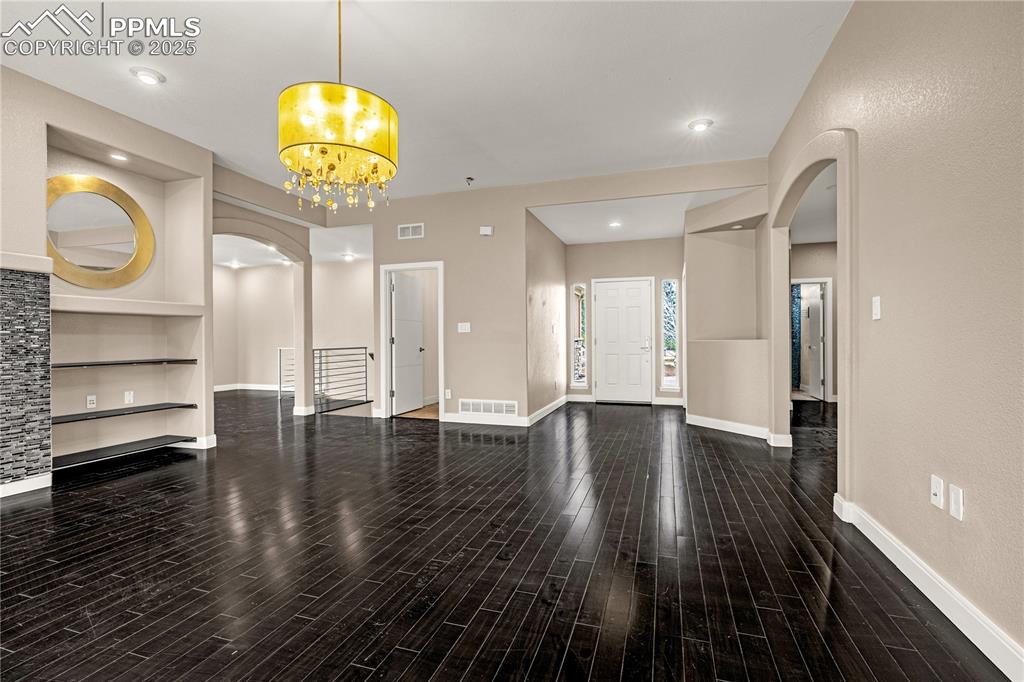 3389 Sugar Pine Way