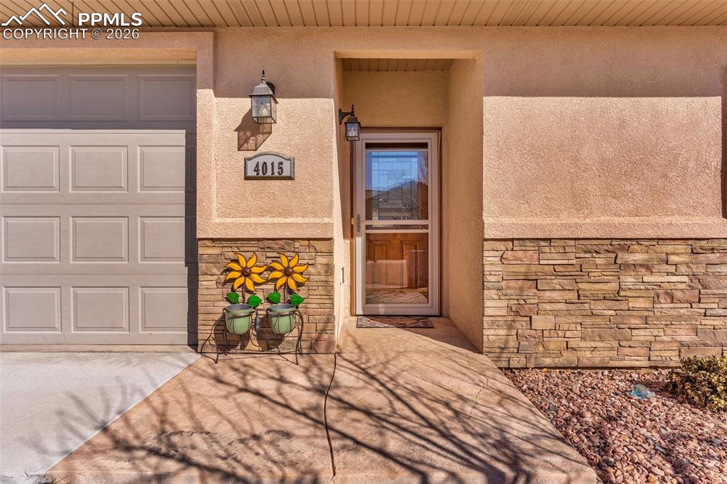 4015 S Cranberry Loop