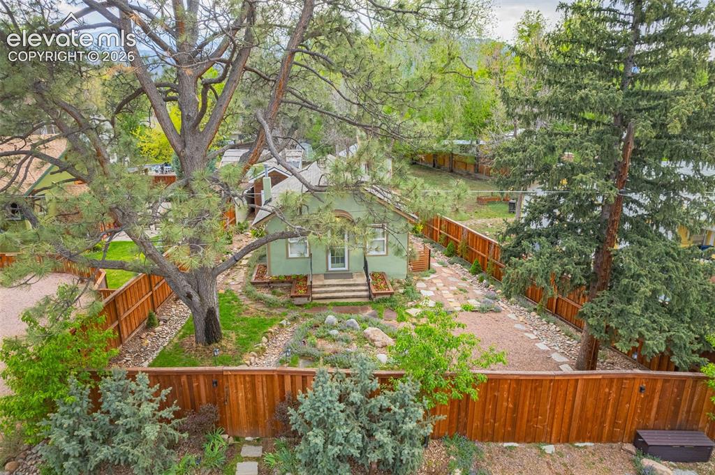 10 Wolfe Avenue