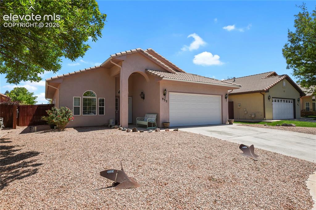 932 Pinecrest Drive