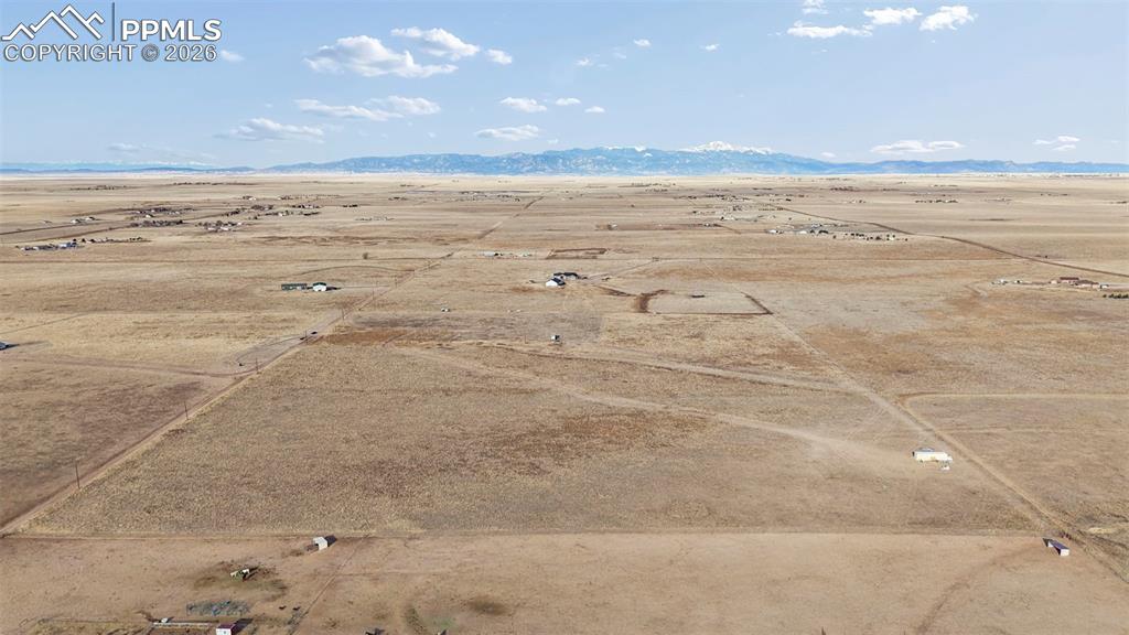21180 Steppe Edge View