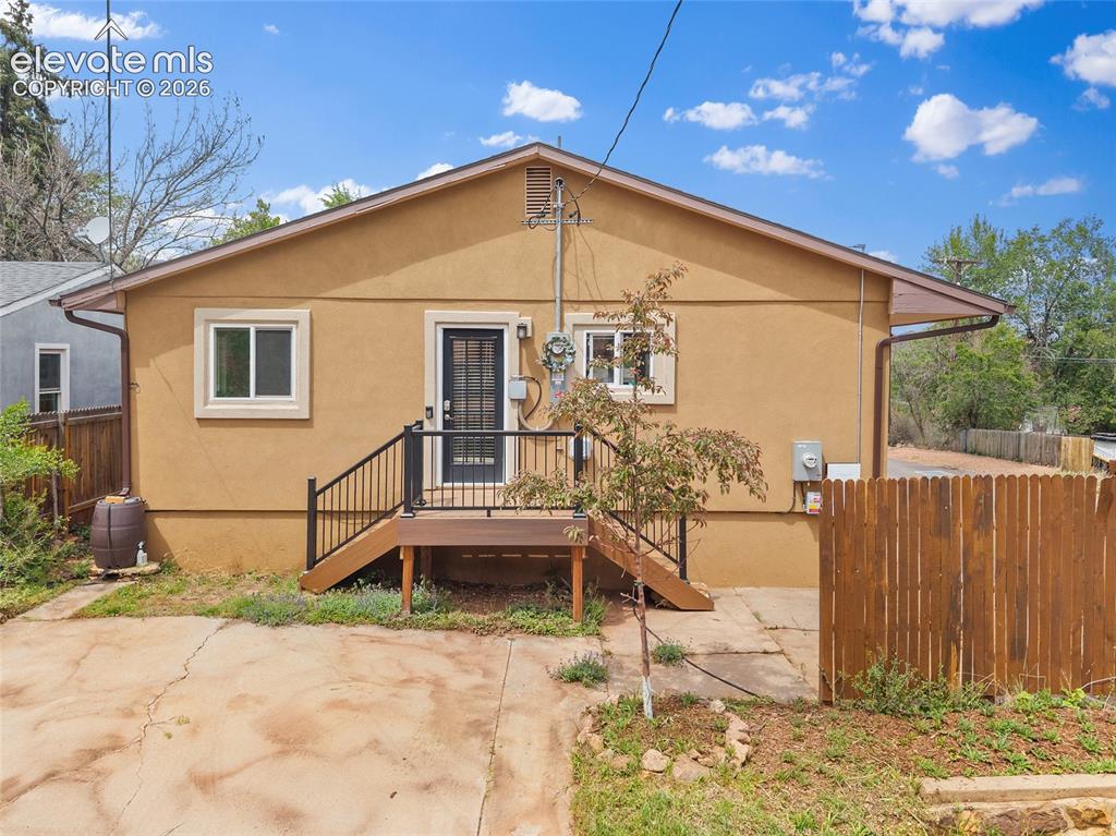 208 Oak Place