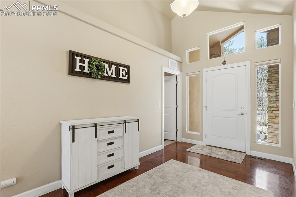 16044 Pole Pine Point