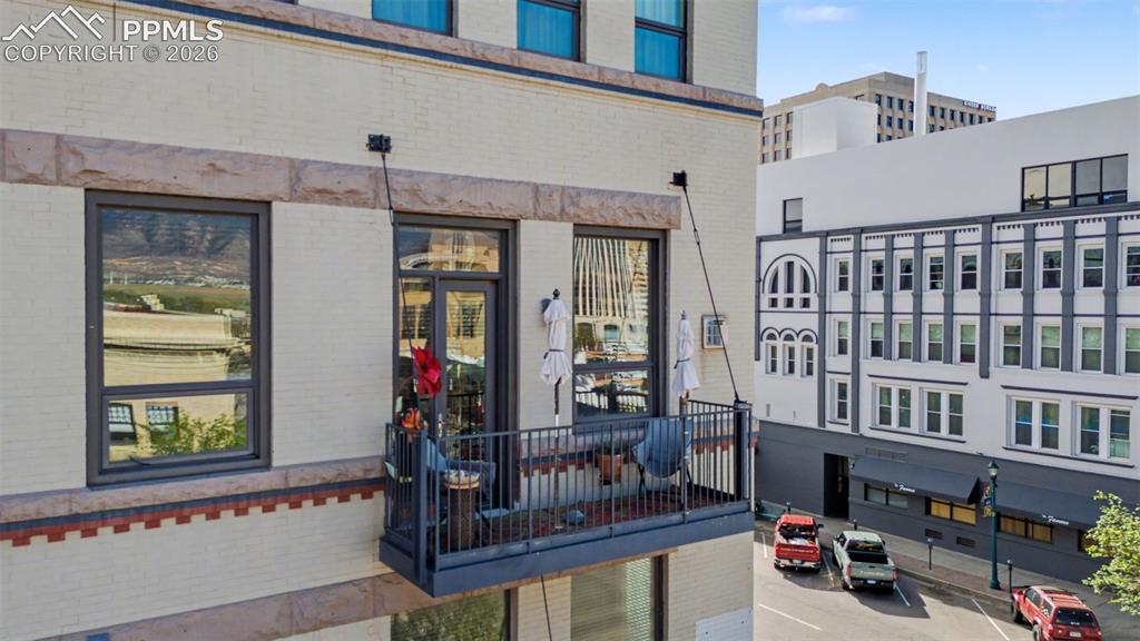 101 N Tejon Street 350