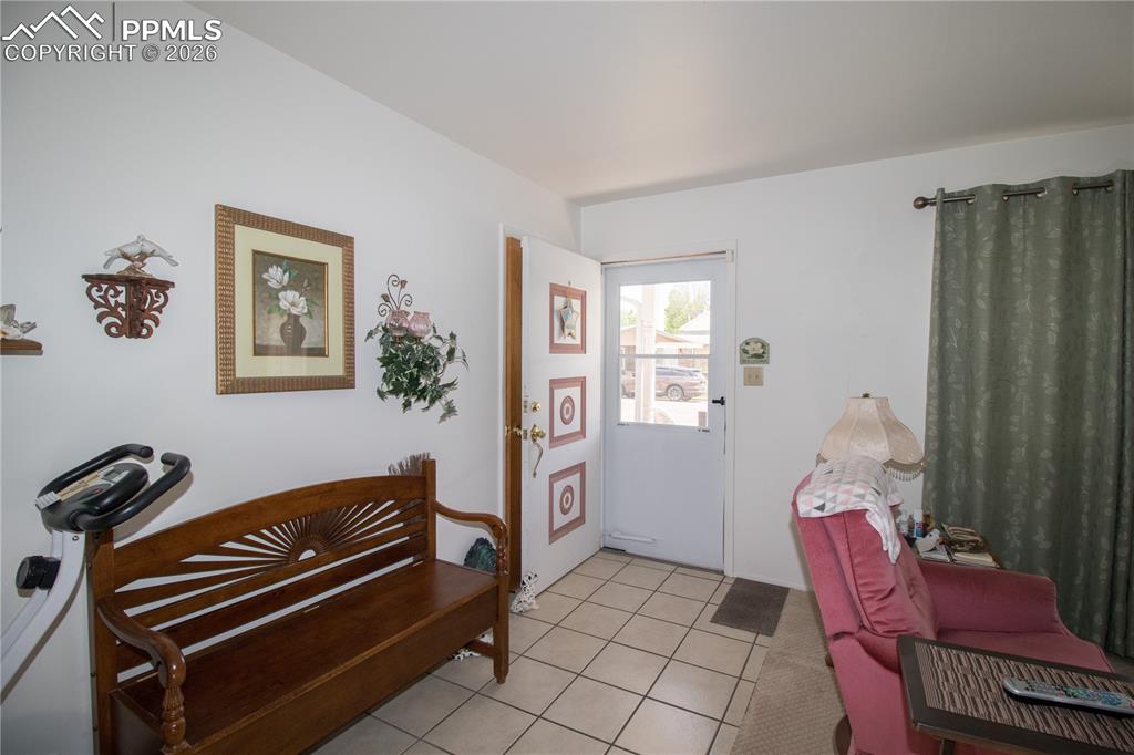 327 W Circle Drive