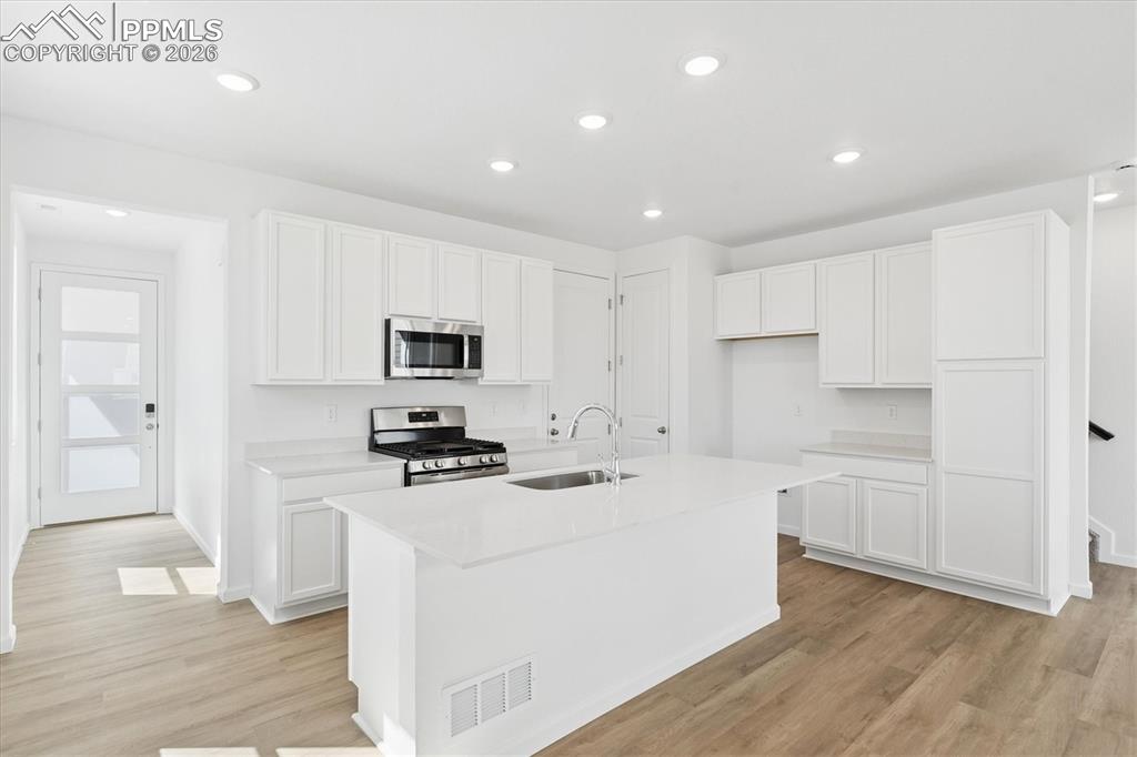 849 Solum Grove