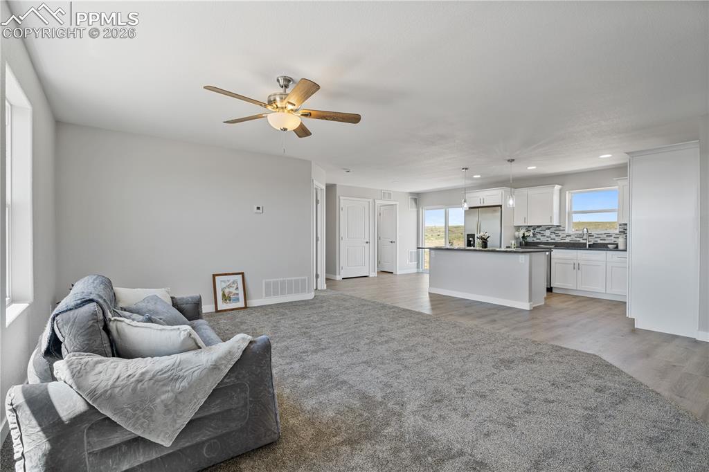 7523 Little Chief Court