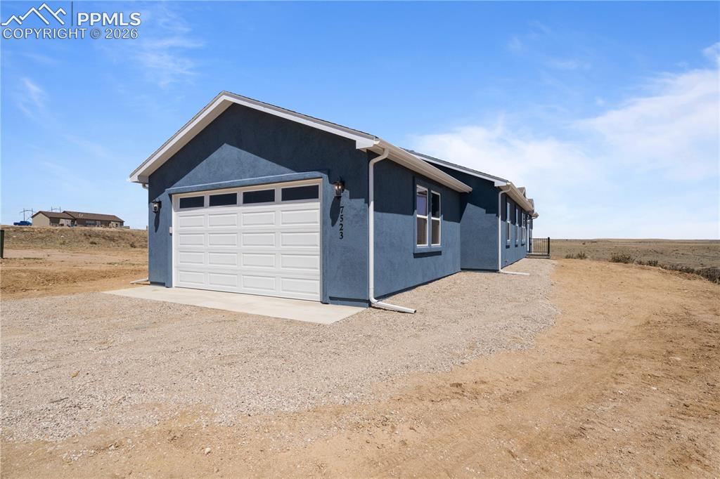7523 Little Chief Court