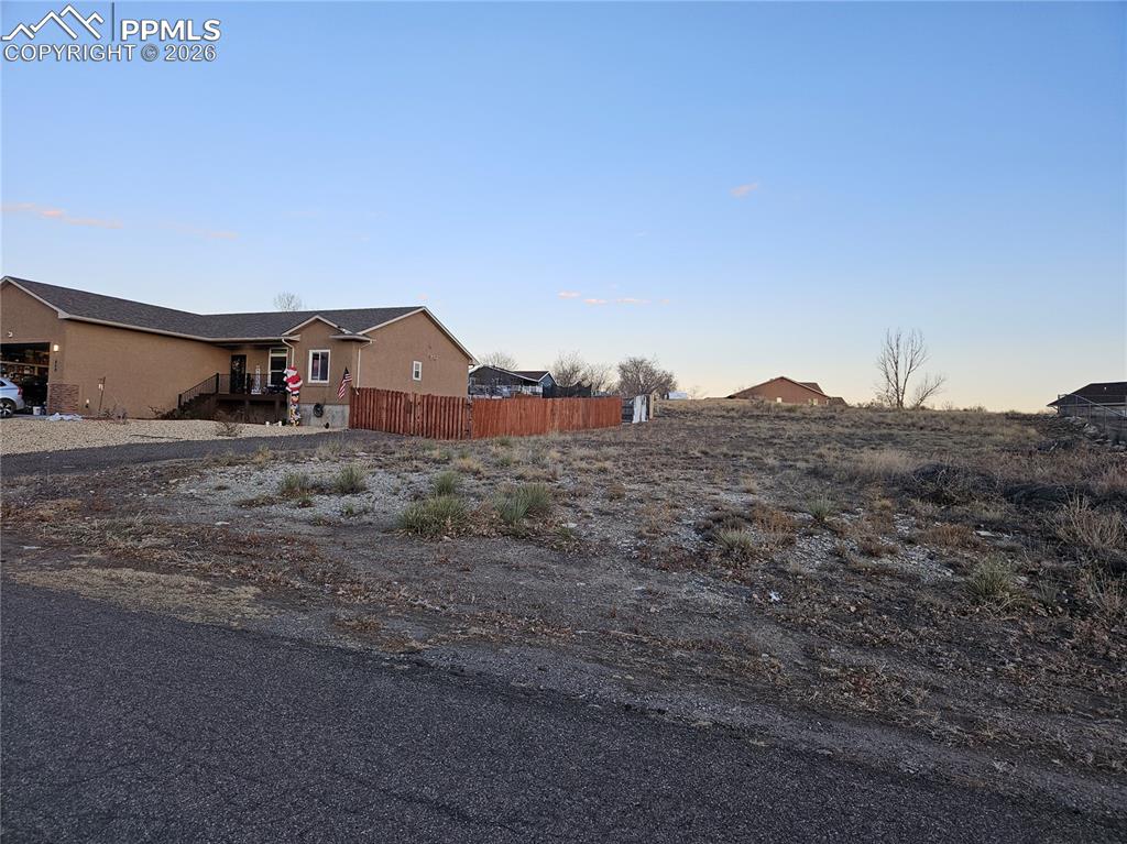 866 S Sterling Drive