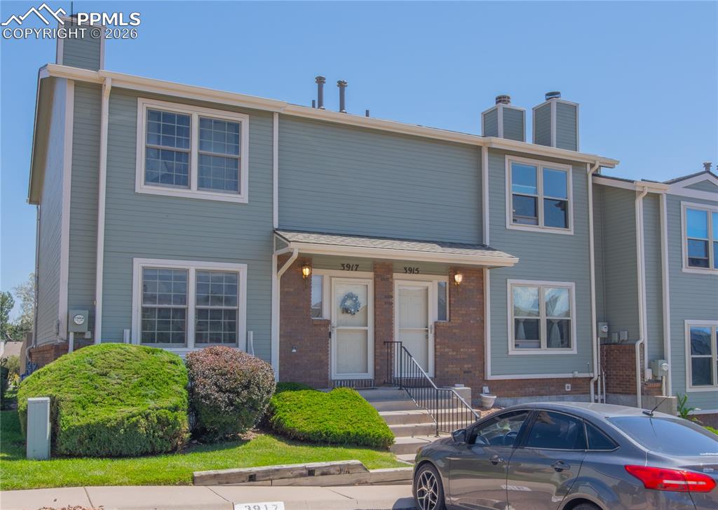 3915 Smoke Tree Drive