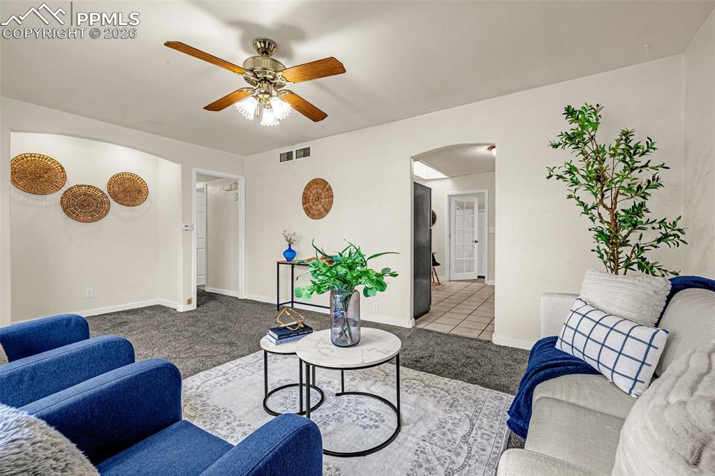 1061 Florence Avenue