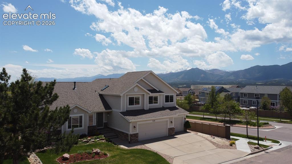 705 Witchhazel Court
