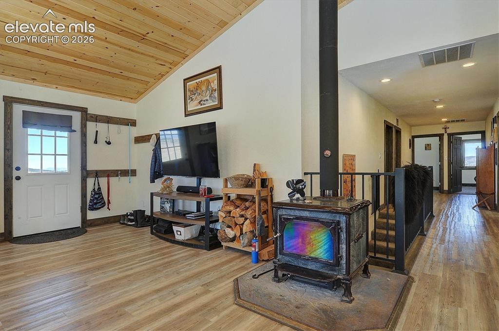 1115 Eagles Gate Road