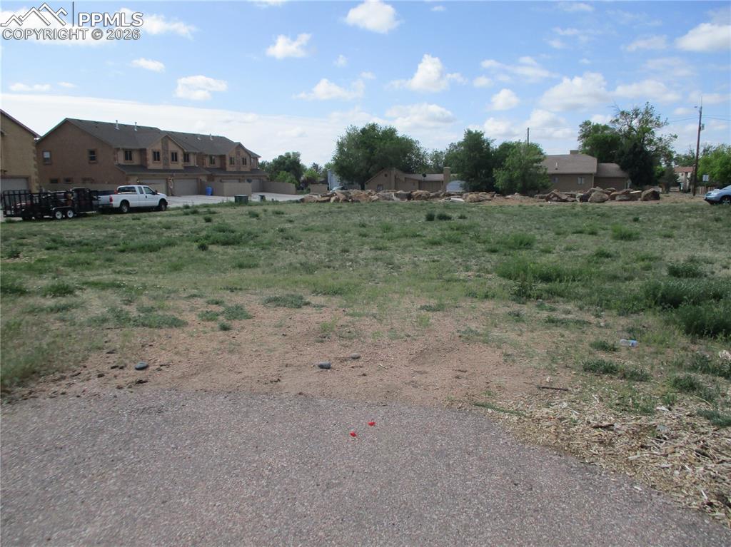 7105 BRACKEN Place
