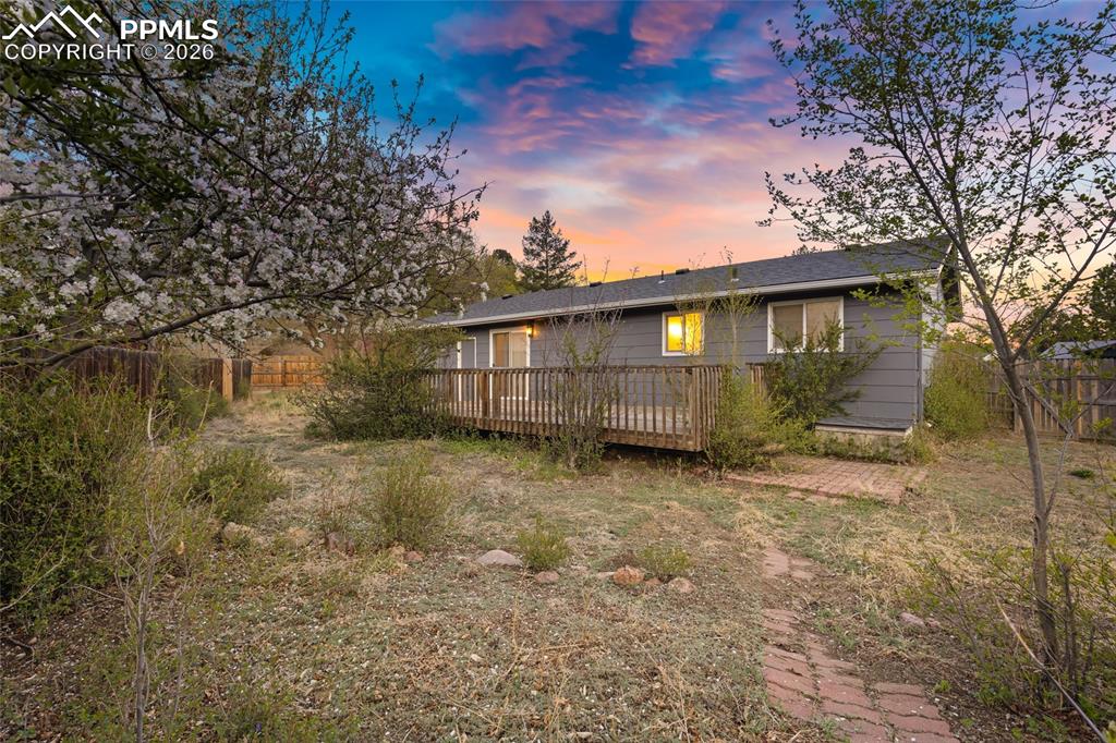 2436 Launcelot Court