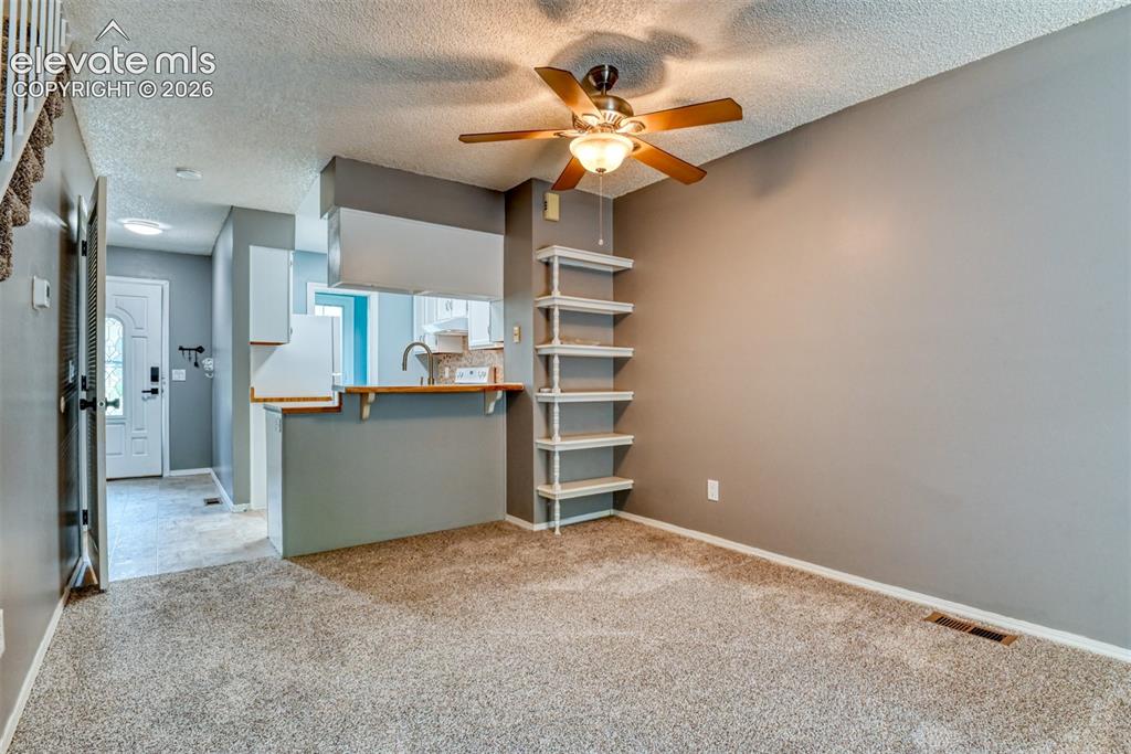 3374 Queen Anne Way