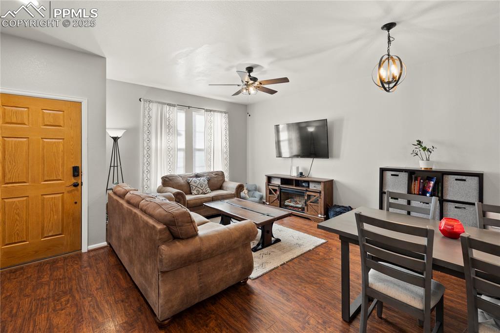 2220 Whale Point