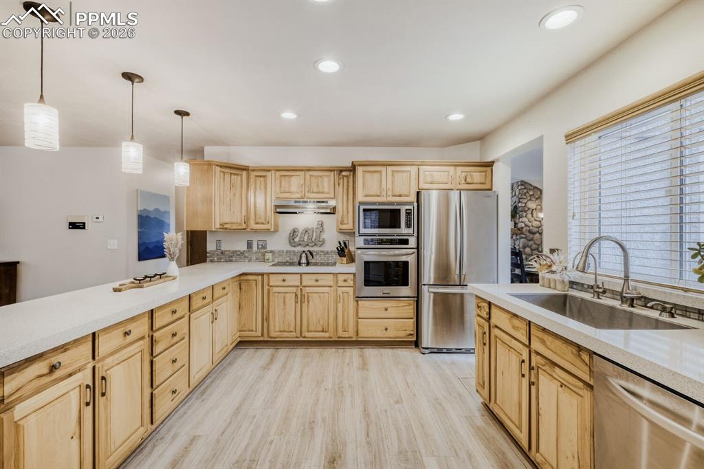 17530 E Caribou Drive