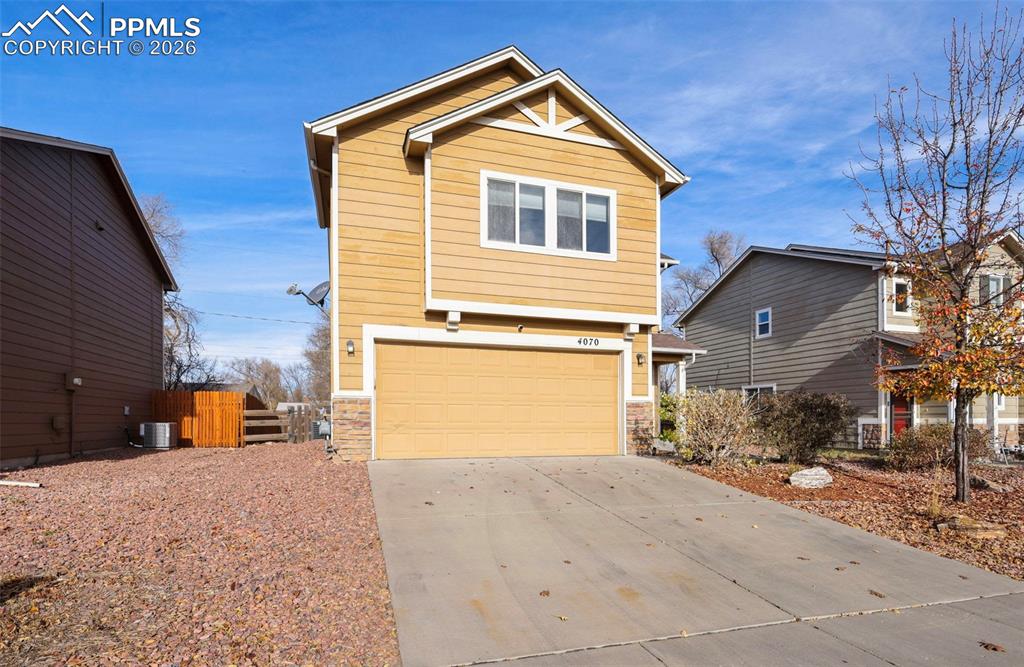 4070 Creek Legend View