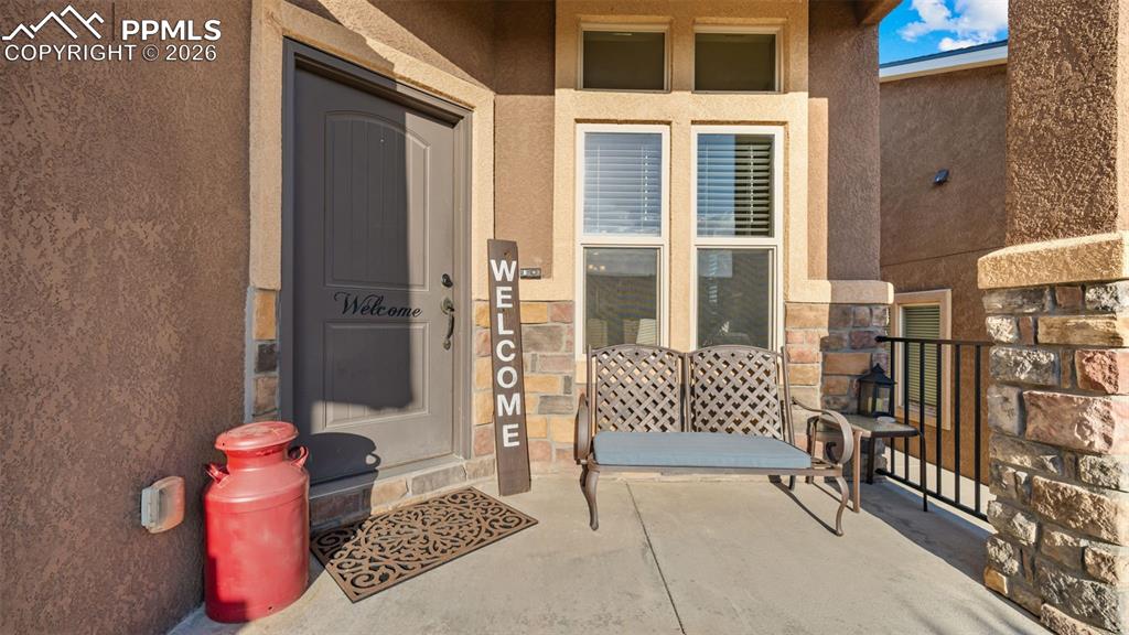 8087 Mockorange Heights