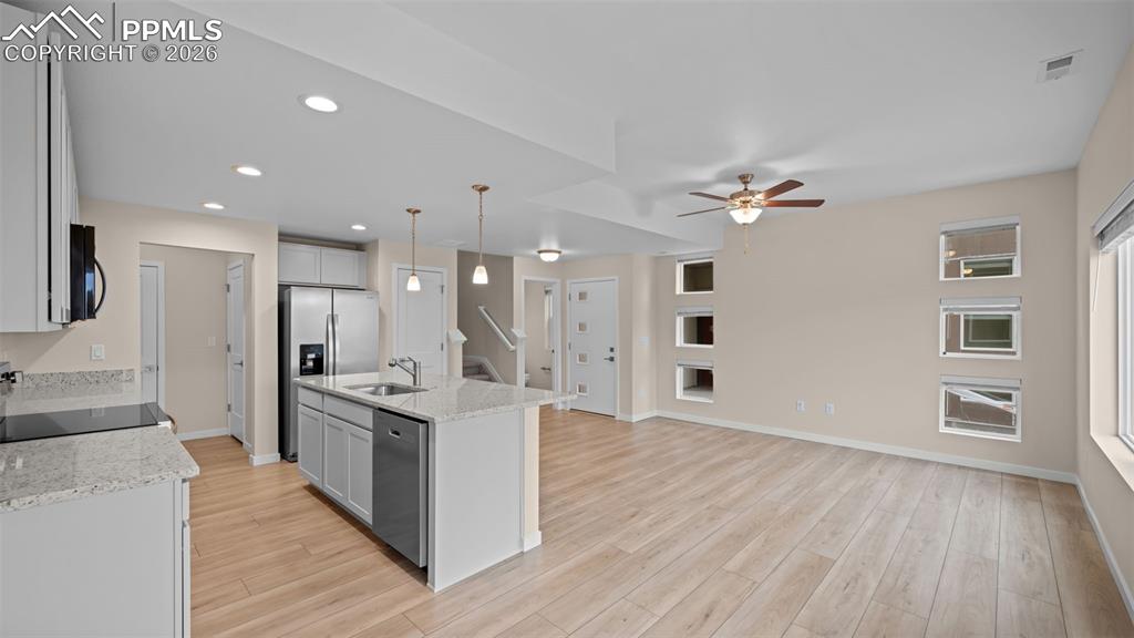 3545 Rosette Grove
